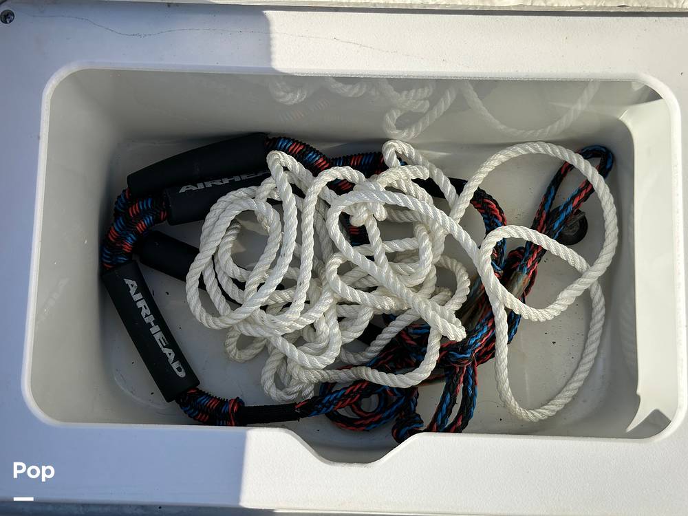 Slide: The Image of Crownline Boats E230XS 2024 - 15678476