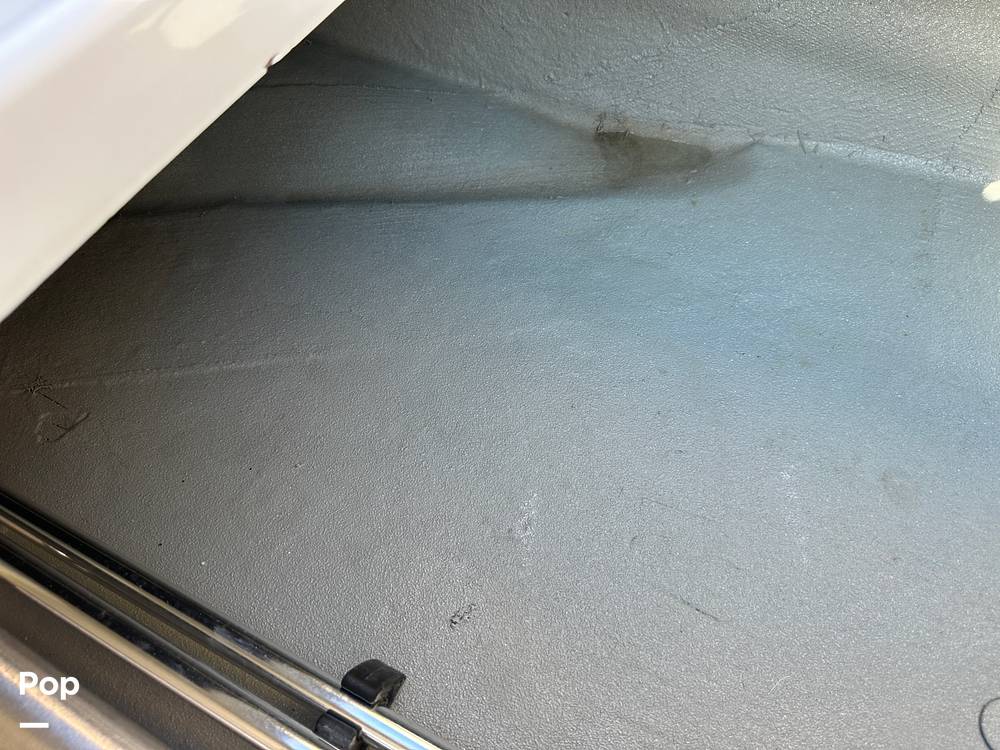 Slide: The Image of Crownline Boats E230XS 2024 - 15678482