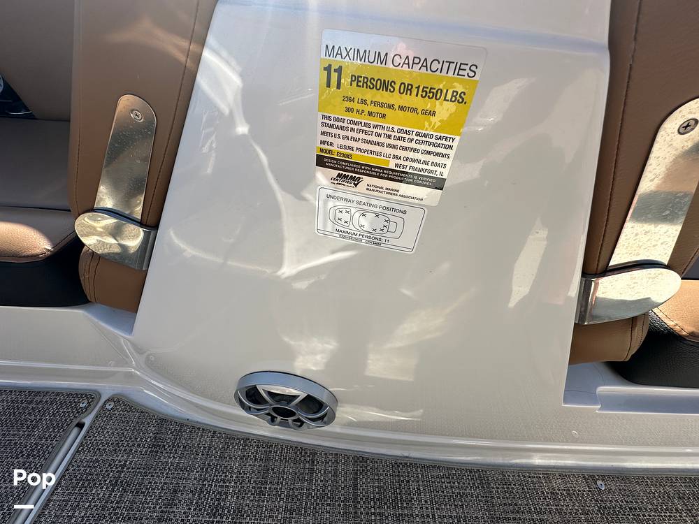 Slide: The Image of Crownline Boats E230XS 2024 - 15678487