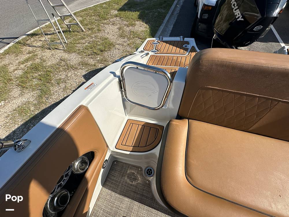 Slide: The Image of Crownline Boats E230XS 2024 - 15678517