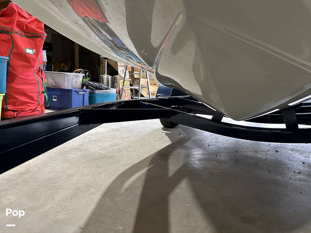 Slide: The Image of Crownline Boats E235 2020 - 15041286