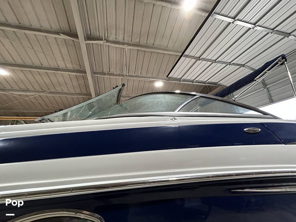 Slide: The Image of Crownline Boats E235 2020 - 15041288