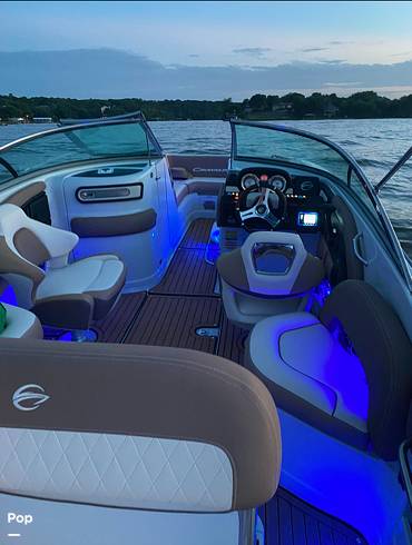 Slide: The Image of Crownline Boats E235 2020 - 15017455