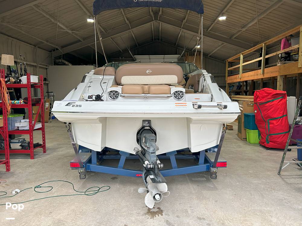 Slide: The Image of Crownline Boats E235 2020 - 15041257