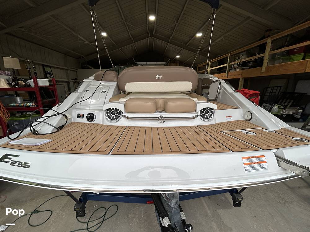 Slide: The Image of Crownline Boats E235 2020 - 15041292