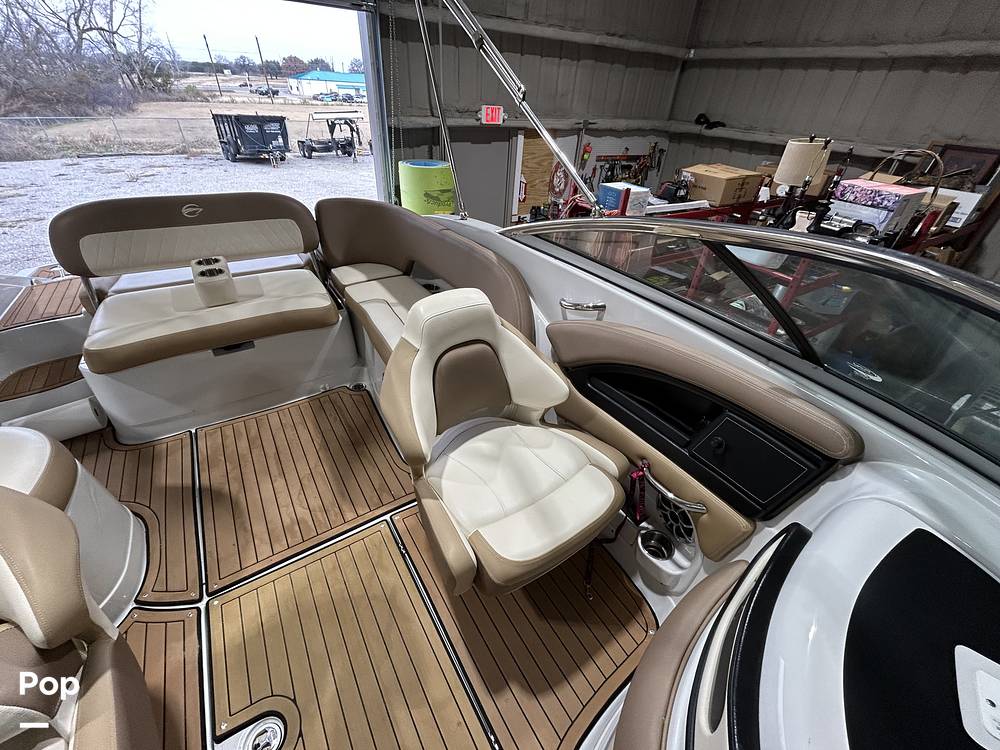 Slide: The Image of Crownline Boats E235 2020 - 15041230
