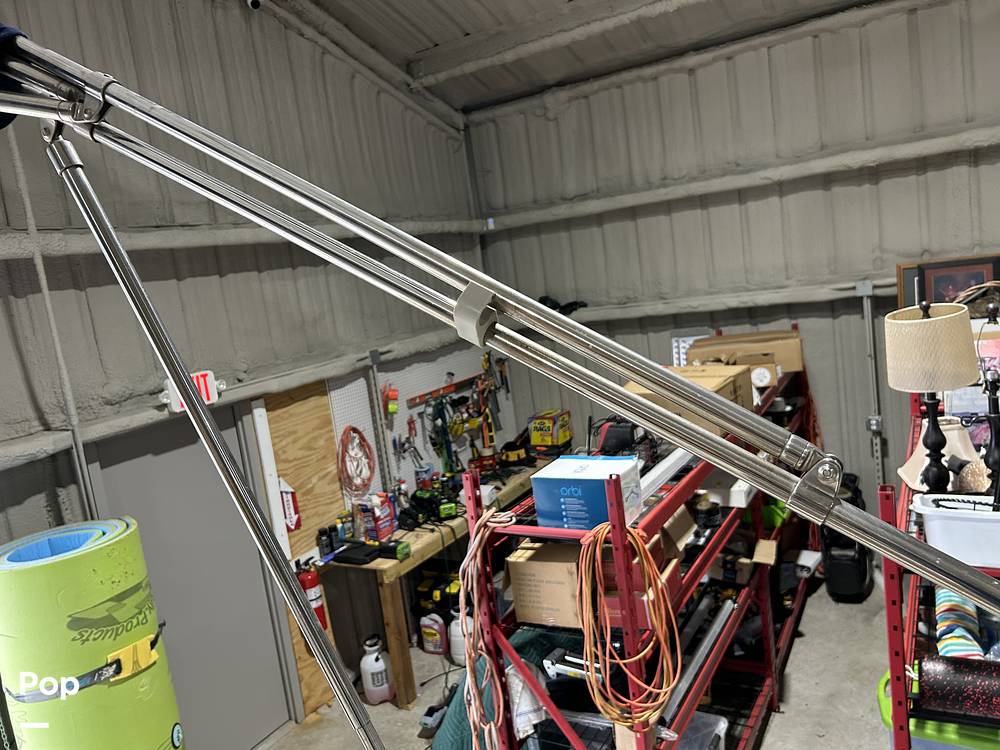 Slide: The Image of Crownline Boats E235 2020 - 15041237
