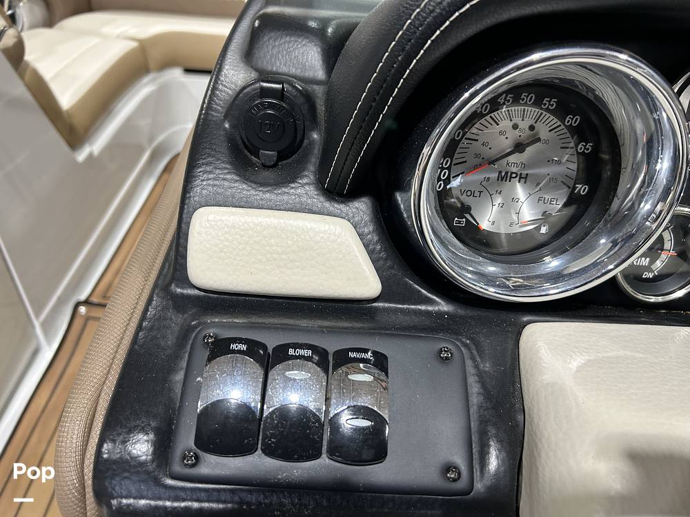 Slide: The Image of Crownline Boats E235 2020 - 15041317
