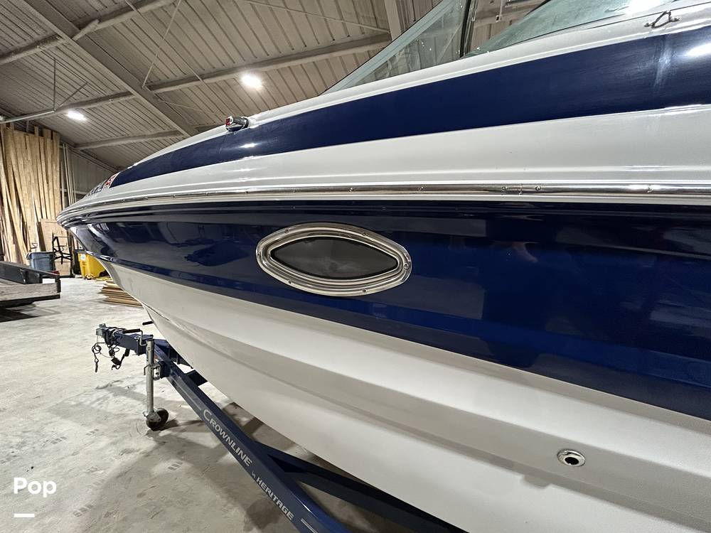 Slide: The Image of Crownline Boats E235 2020 - 15041273
