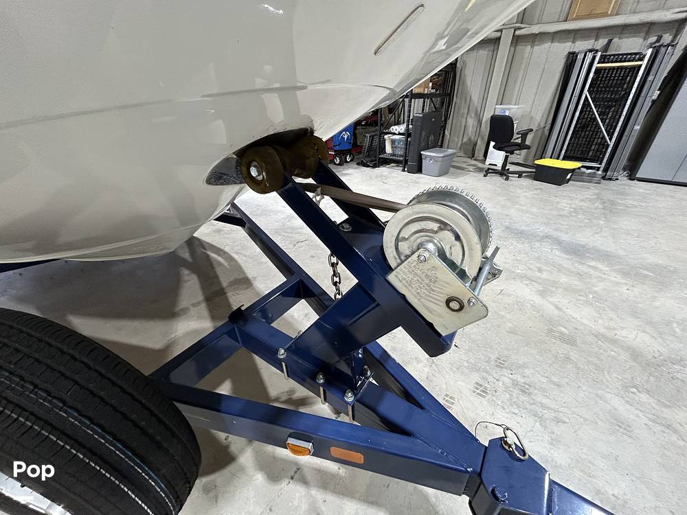 Slide: The Image of Crownline Boats E235 2020 - 15041280