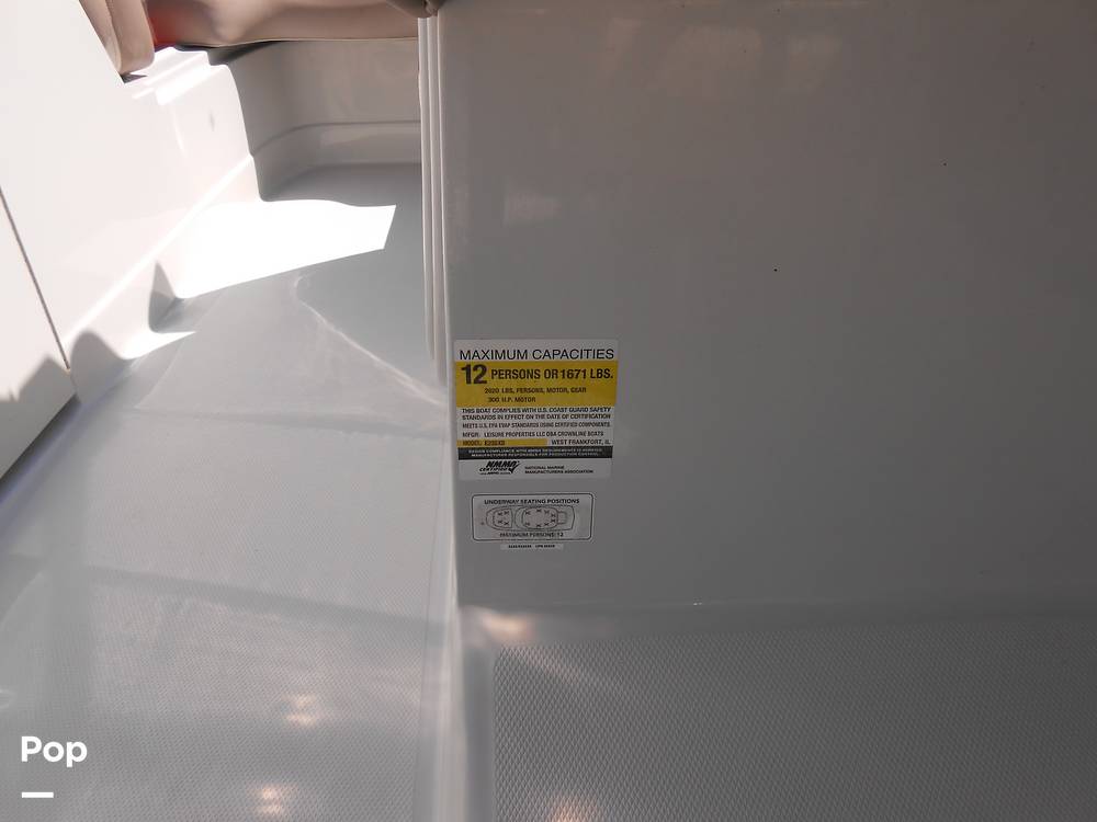 Slide: The Image of Crownline Boats E235XS 2023 - 14692555