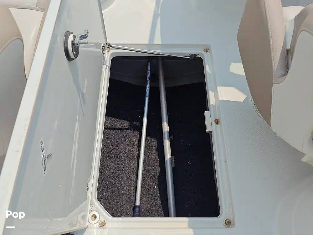 Slide: The Image of Crownline Boats E 235 XS 2023 - 15602538