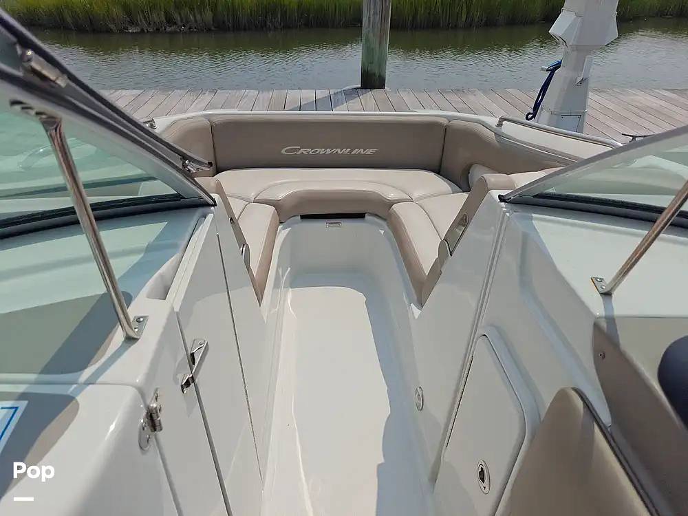 Slide: The Image of Crownline Boats E 235 XS 2023 - 15602539