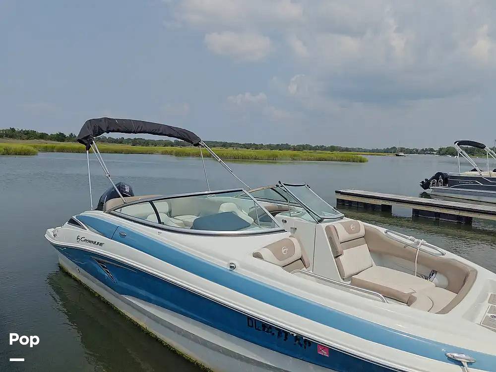 Slide: The Image of Crownline Boats E 235 XS 2023 - 15602542