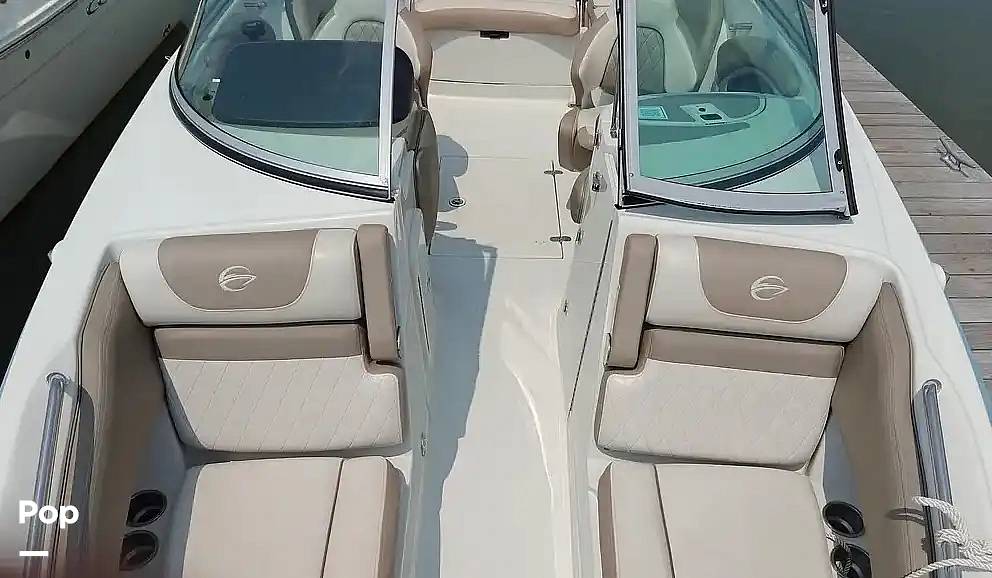 Slide: The Image of Crownline Boats E 235 XS 2023 - 15602546
