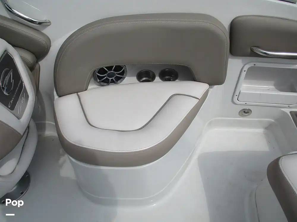 Slide: The Image of Crownline Boats E 235 XS 2023 - 15602793