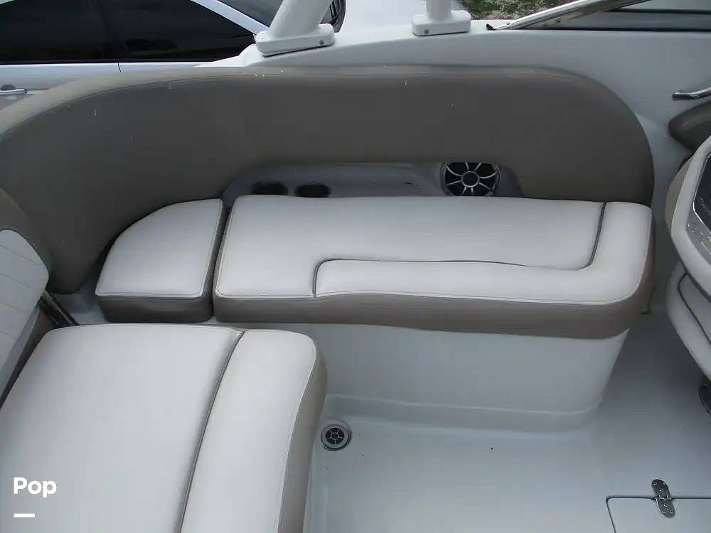 Slide: The Image of Crownline Boats E 235 XS 2023 - 15602795