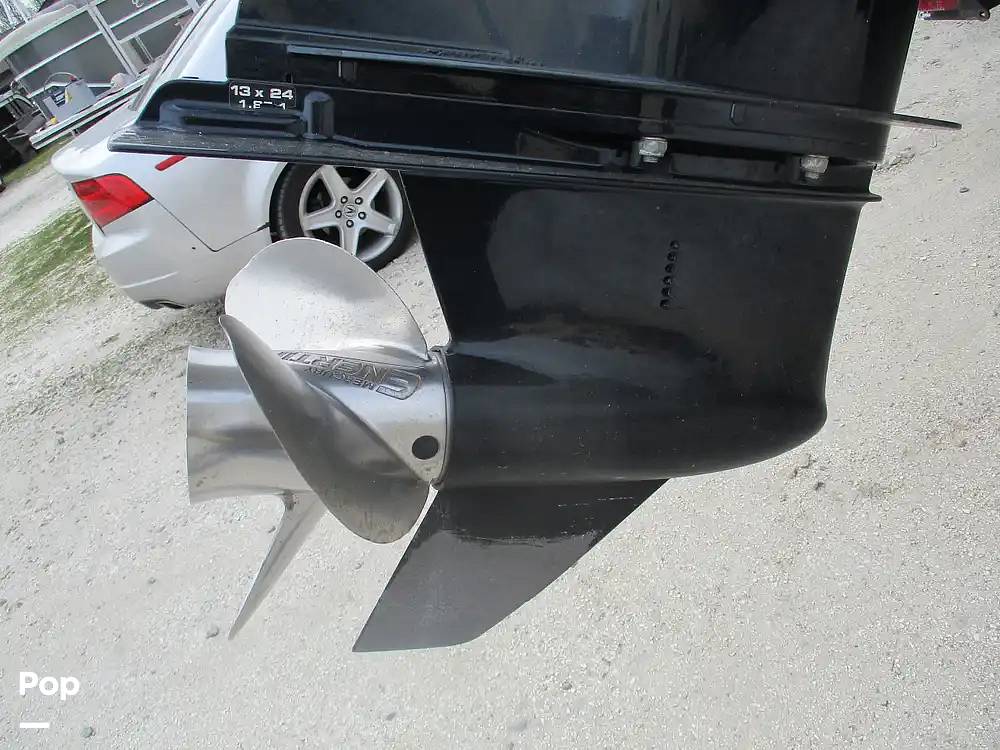 Slide: The Image of Crownline Boats E 235 XS 2023 - 15602819