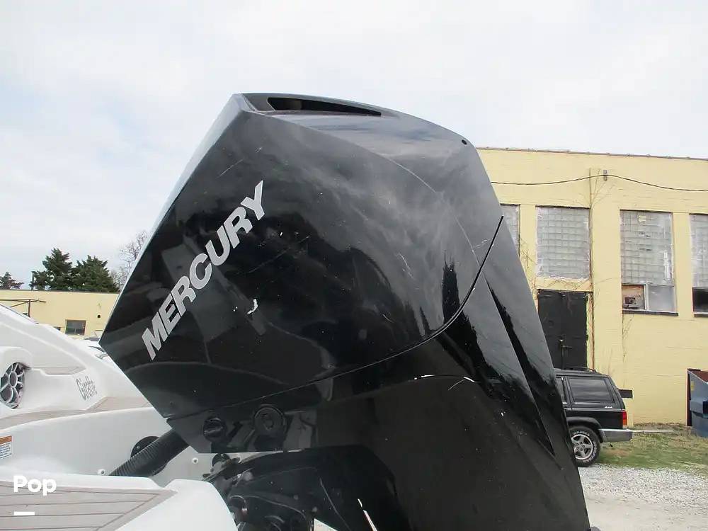 Slide: The Image of Crownline Boats E 235 XS 2023 - 15602823