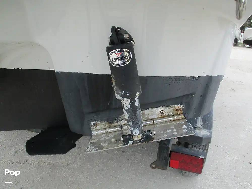 Slide: The Image of Crownline Boats E 235 XS 2023 - 15602827