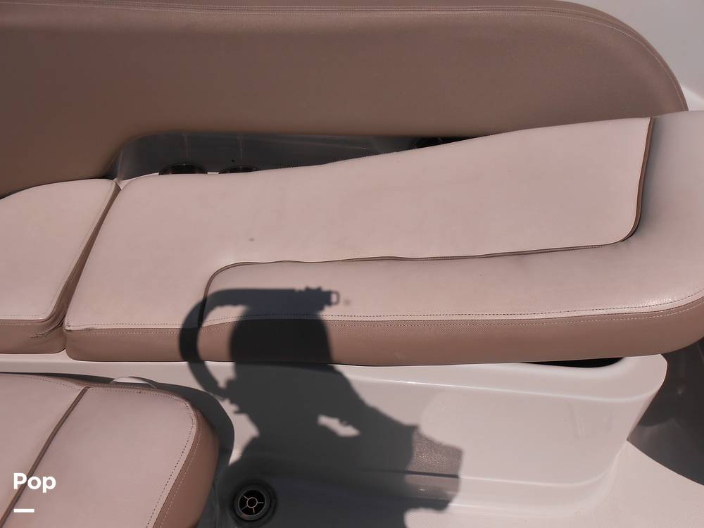 Slide: The Image of Crownline Boats E235XS 2023 - 14692561