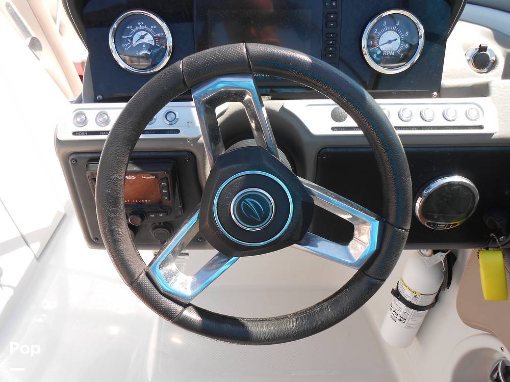 Slide: The Image of Crownline Boats E235XS 2023 - 14692566