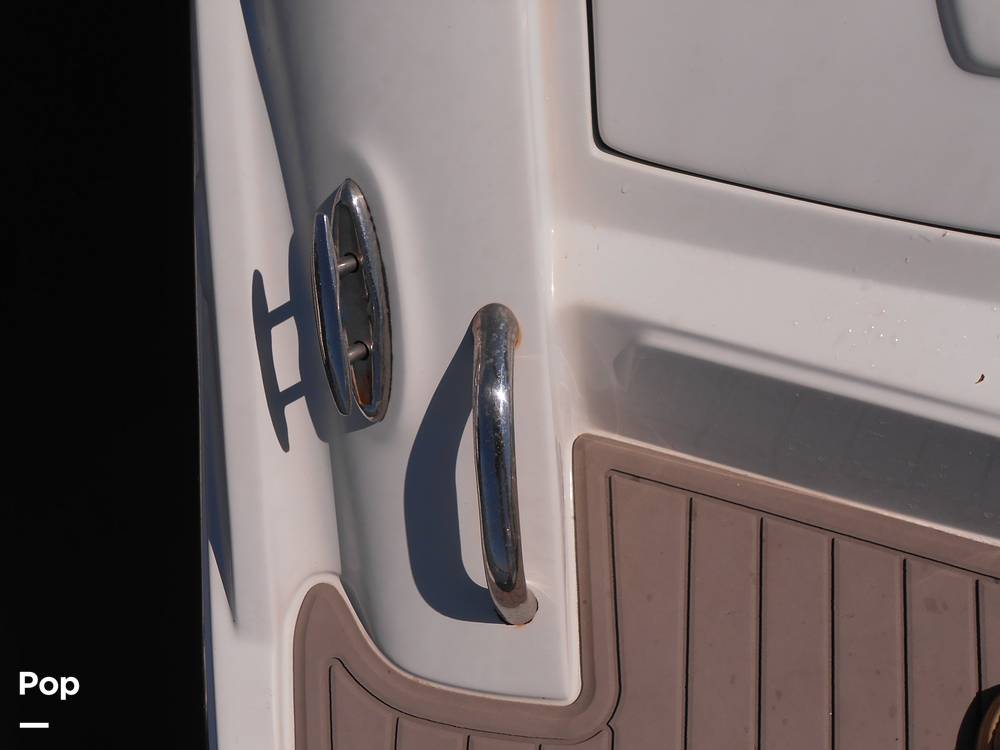 Slide: The Image of Crownline Boats E235XS 2023 - 14692586