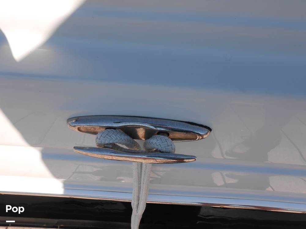 Slide: The Image of Crownline Boats E235XS 2023 - 14692608