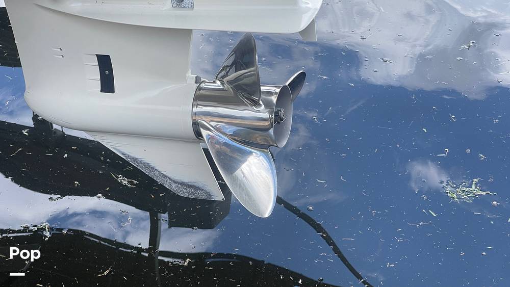 Slide: The Image of Crownline Boats E255XS 2020 - 13