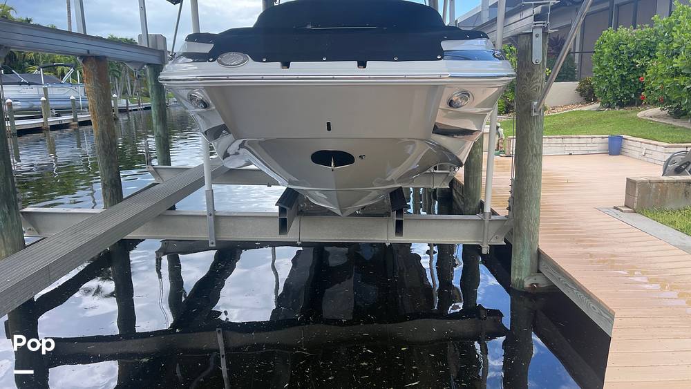Slide: The Image of Crownline Boats E255XS 2020 - 20