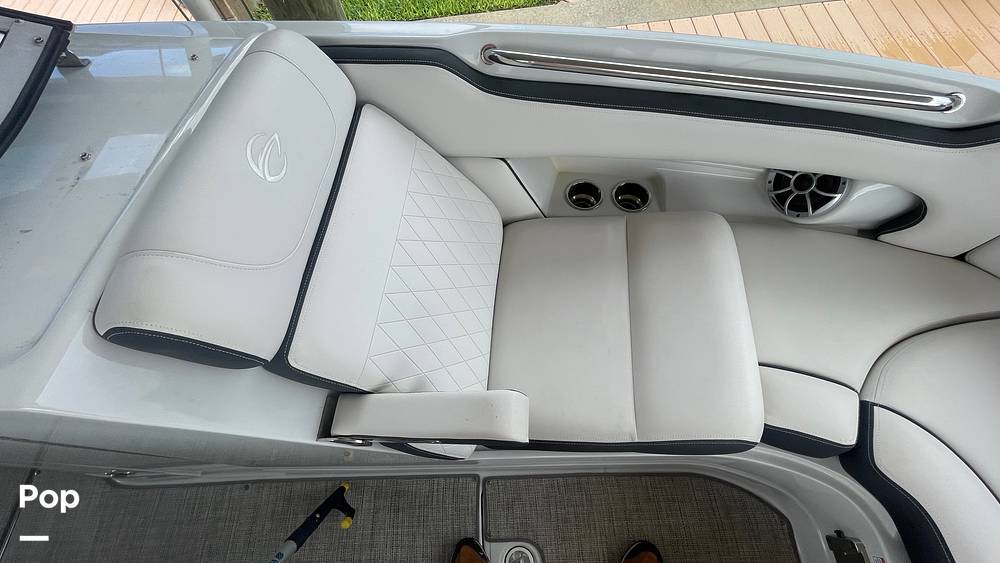 Slide: The Image of Crownline Boats E255XS 2020 - 26
