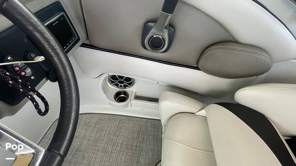 Slide: The Image of Crownline Boats E255XS 2020 - 39