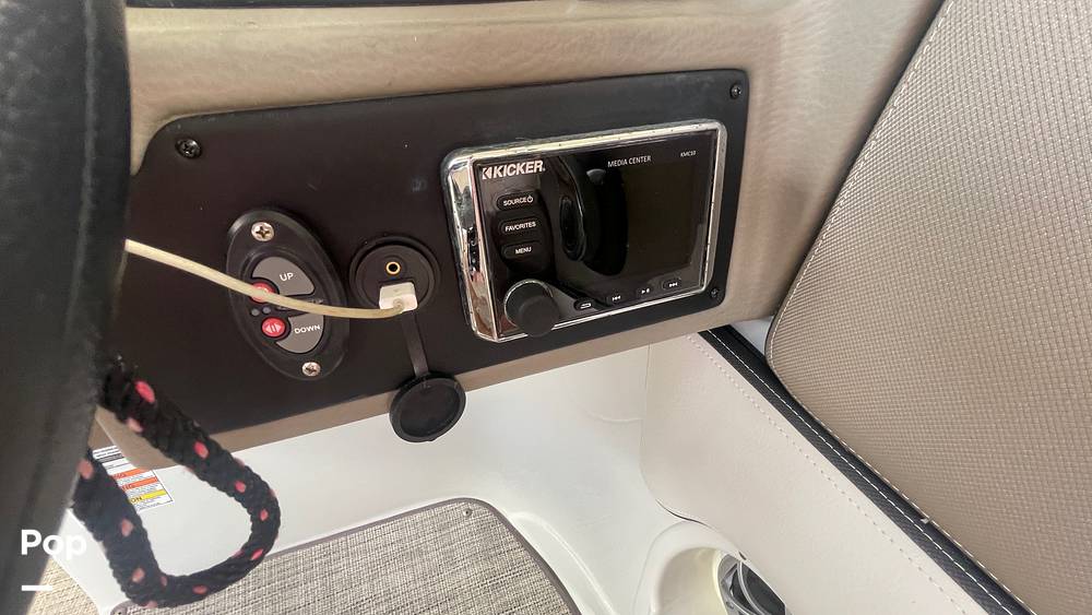Slide: The Image of Crownline Boats E255XS 2020 - 50