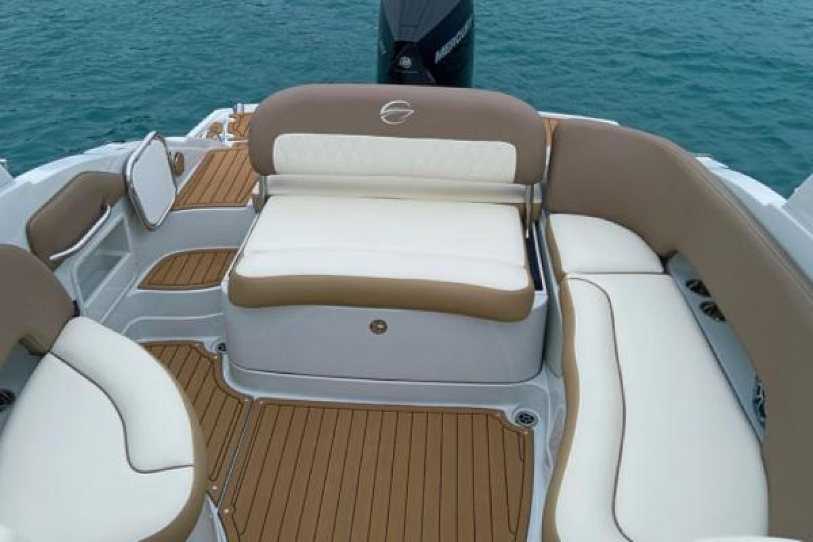 Slide: The Image of Crownline Boats E 255 XS 2023 - 1522843