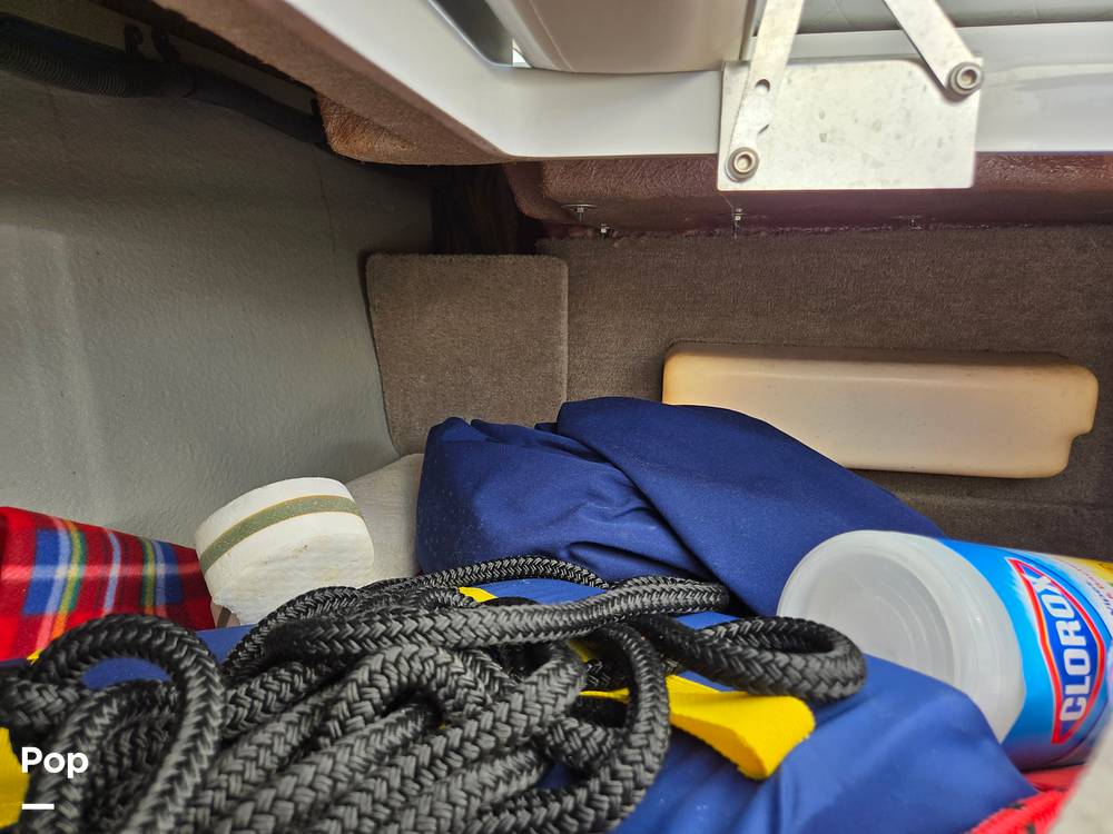 Slide: The Image of Crownline Boats E29XS 2018 - 15272075