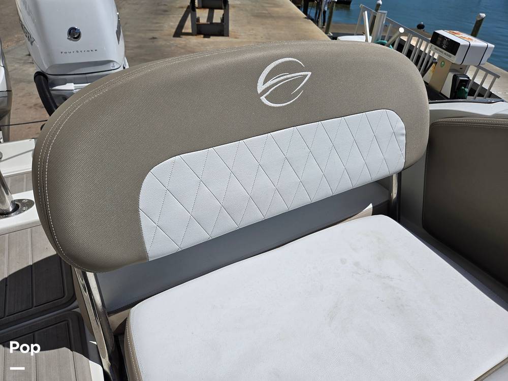 Slide: The Image of Crownline Boats E29XS 2018 - 15272081