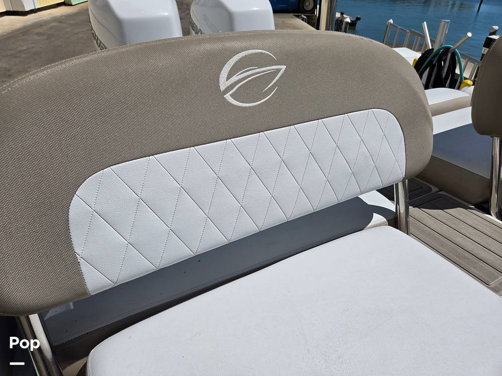 Slide: The Image of Crownline Boats E29XS 2018 - 15272084