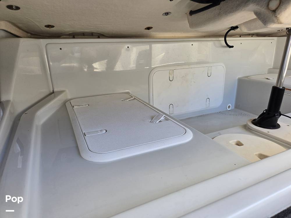 Slide: The Image of Crownline Boats E29XS 2018 - 15272092