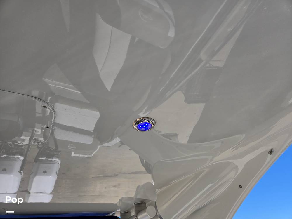 Slide: The Image of Crownline Boats E29XS 2018 - 15272097