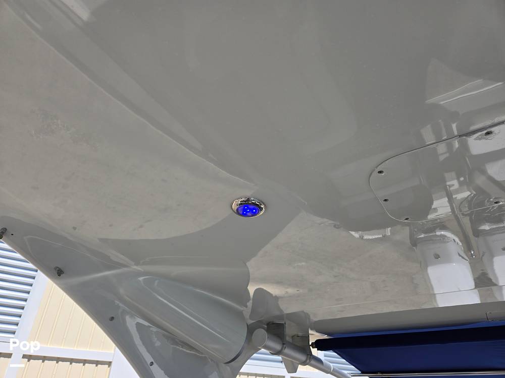 Slide: The Image of Crownline Boats E29XS 2018 - 15272098