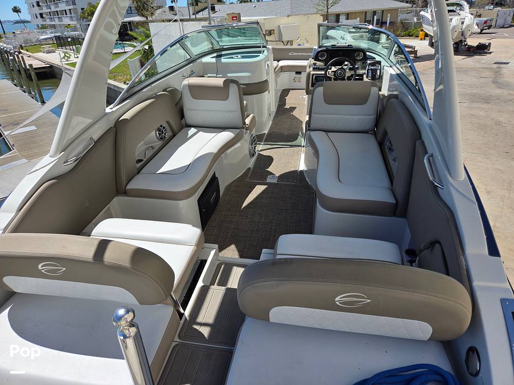 Slide: The Image of Crownline Boats E29XS 2018 - 15272161