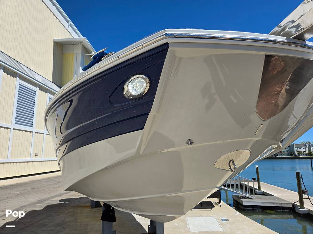 Slide: The Image of Crownline Boats E29XS 2018 - 15272168