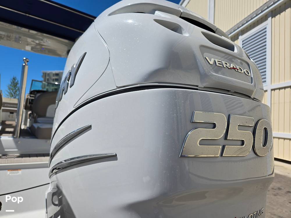 Slide: The Image of Crownline Boats E29XS 2018 - 15272175