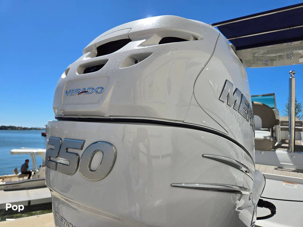 Slide: The Image of Crownline Boats E29XS 2018 - 15272176