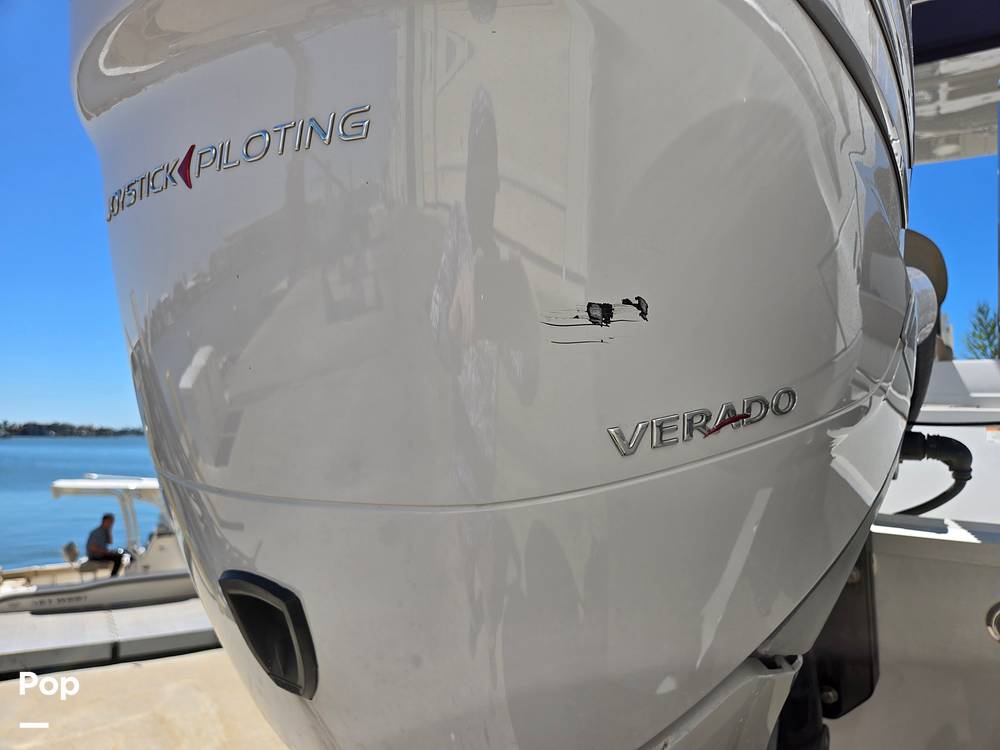 Slide: The Image of Crownline Boats E29XS 2018 - 15272177