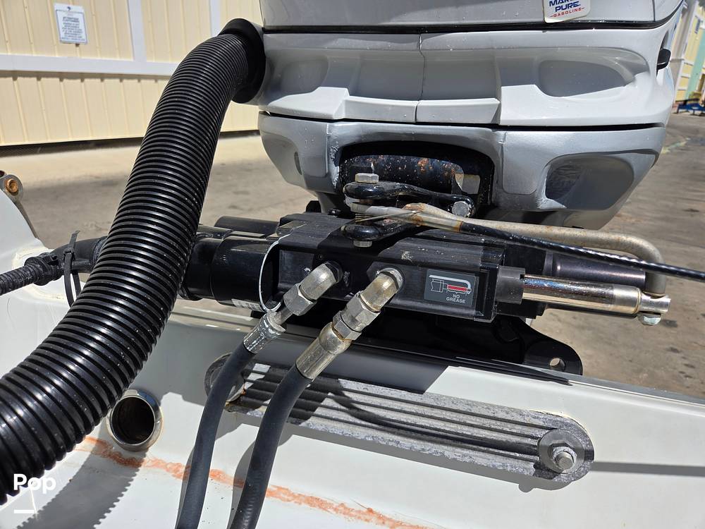 Slide: The Image of Crownline Boats E29XS 2018 - 15272192