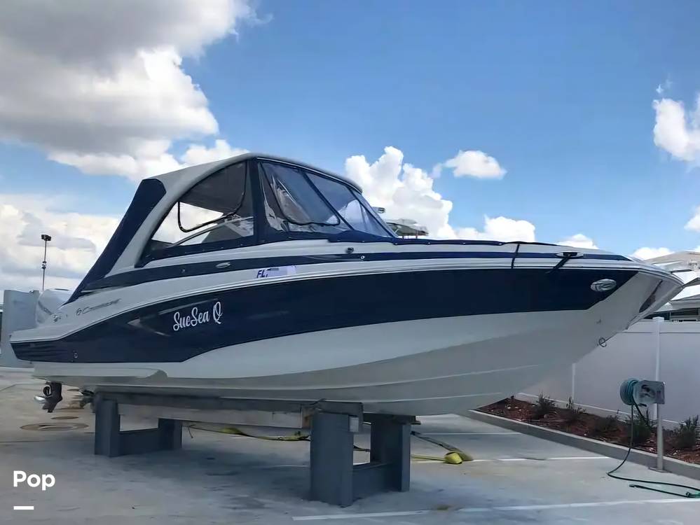Slide: The Image of Crownline Boats E29XS 2018 - 15272193