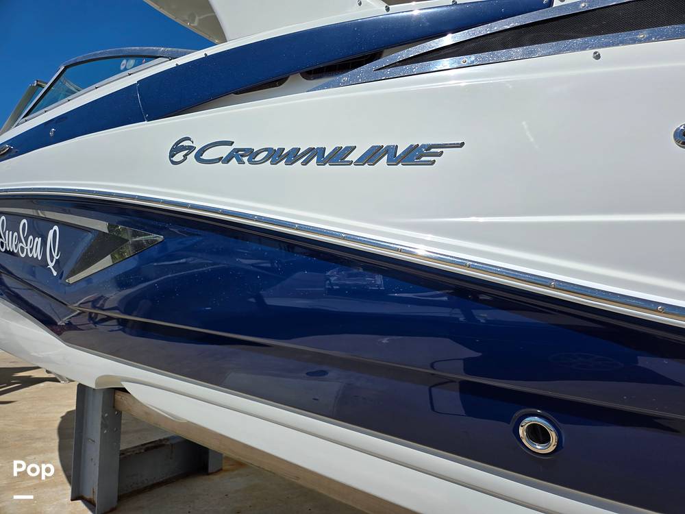 Slide: The Image of Crownline Boats E29XS 2018 - 15271982