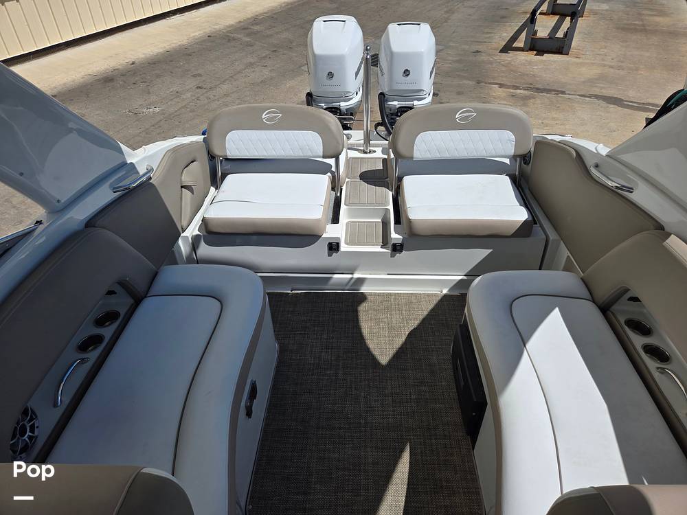 Slide: The Image of Crownline Boats E29XS 2018 - 15272003