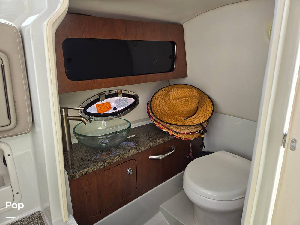 Slide: The Image of Crownline Boats E29XS 2018 - 15272007